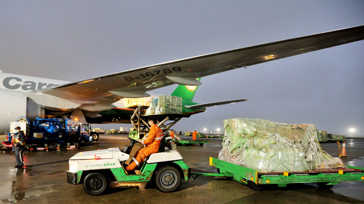 2021年台航司客機載貨不載客比例逾七成
