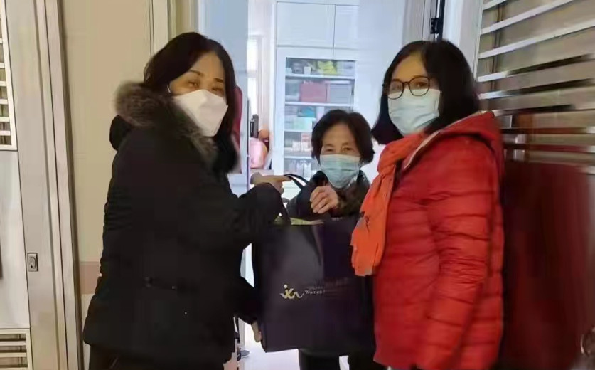 香港婦聯「同心抗疫惠社群」  轉贈抗疫物資予1500戶基層家庭