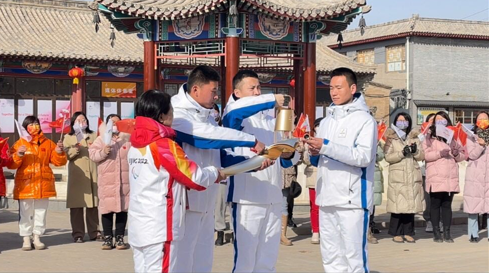 【記者直擊】冬殘奧會火炬在張家口賽區傳遞
