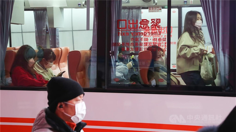 台灣3日新增71例新冠病例 其中5例本土為居家隔離期間發現