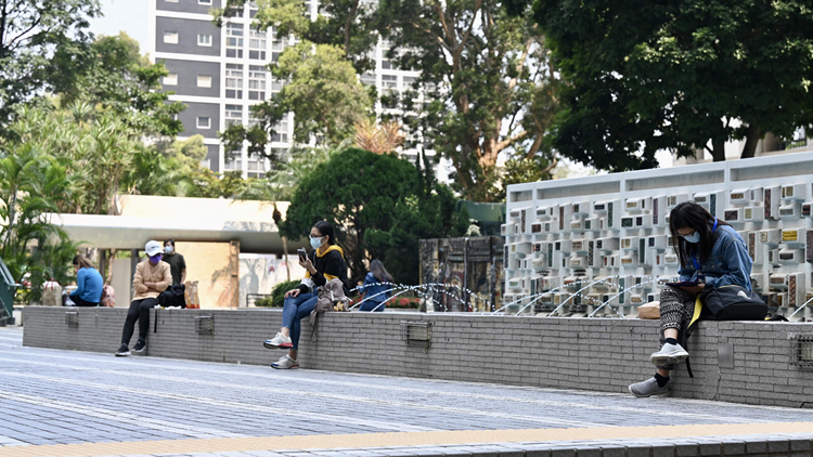 港府：絕不縱容外傭僱主解僱染疫外傭