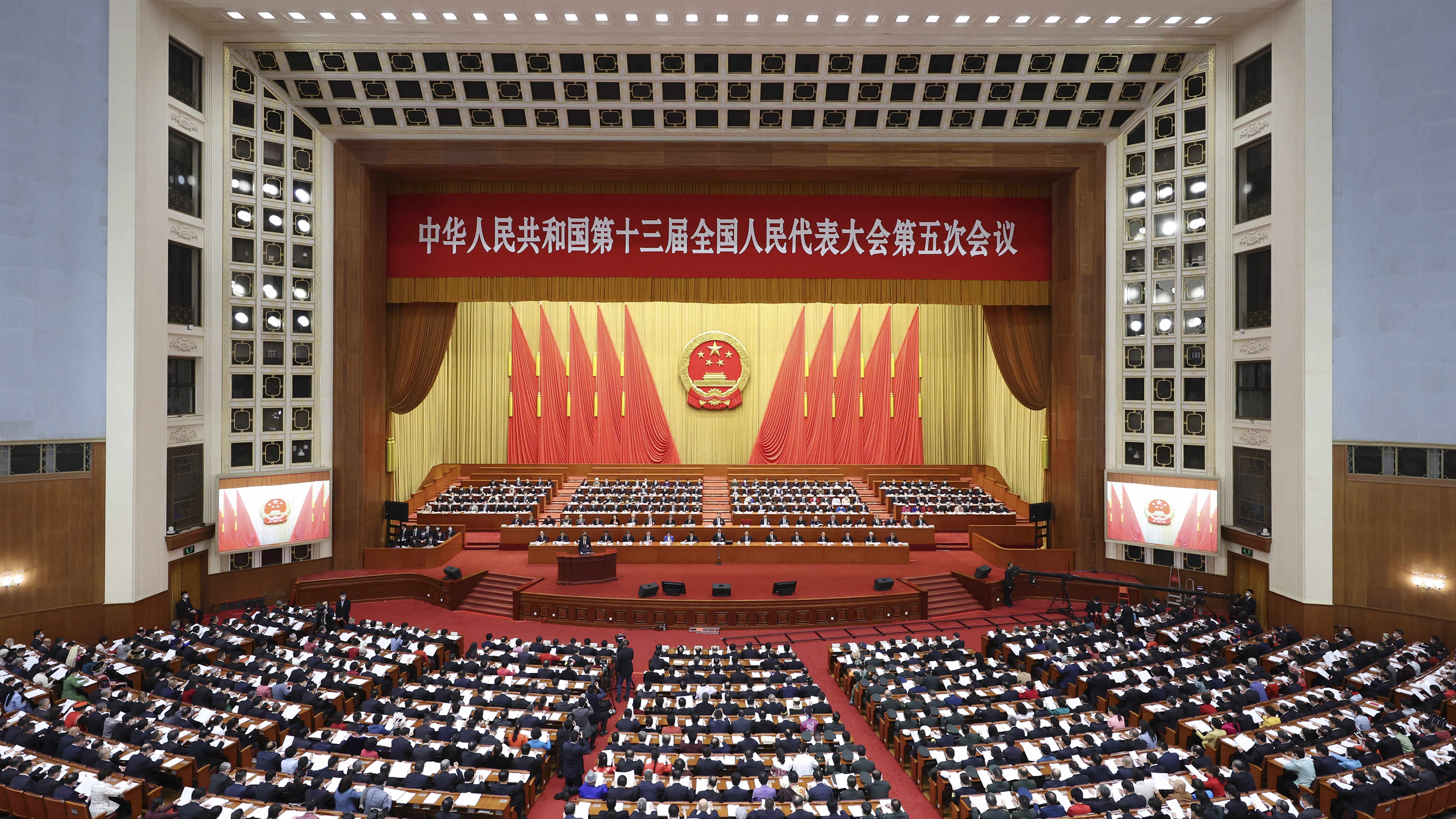 兩會今日看點：國務委員兼外交部長王毅答記者問