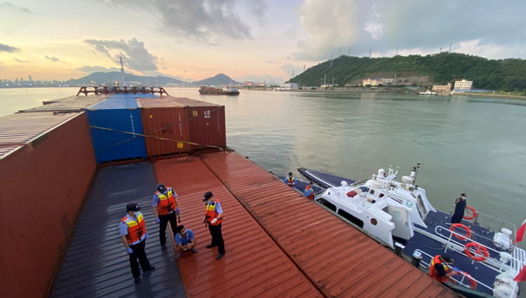 「國門利劍2021」行動  粵海關偵辦走私犯罪案超1800起