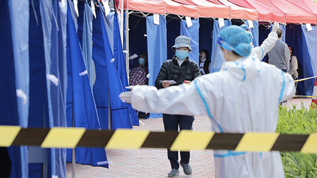 葵涌石籬一邨石寧樓揪出104宗初陽 35人未進行強檢