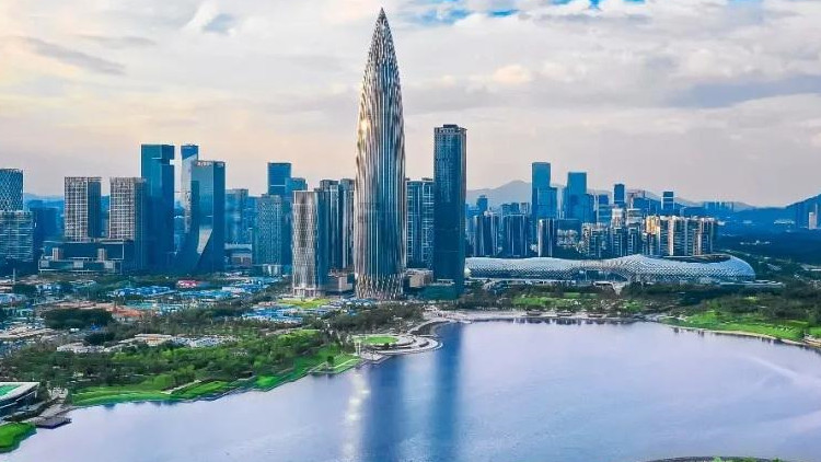 深圳三區發布通告：封控區實施區域封閉足不出戶服務上門