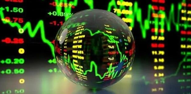 A股三大指數跌逾2% 專家料將發起防守反擊