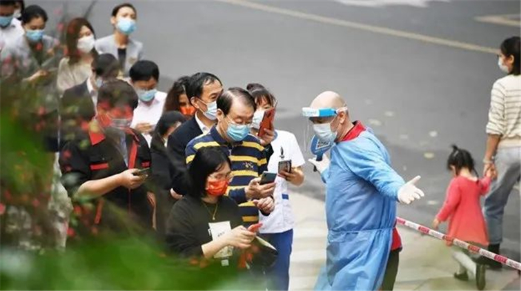 深圳這群「歪果仁」抗疫志願者 被更多「歪果仁」點讚了