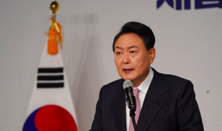 尹錫悅宣布將總統辦公室由青瓦台遷至國防部大樓