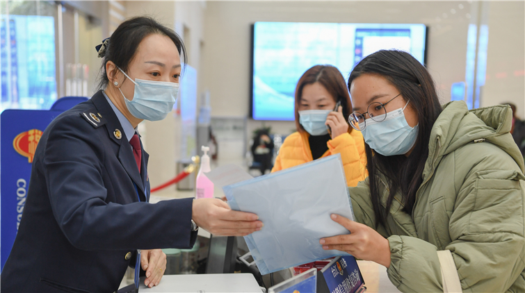 國務院常委會：堅決打擊偷稅騙稅騙補行為