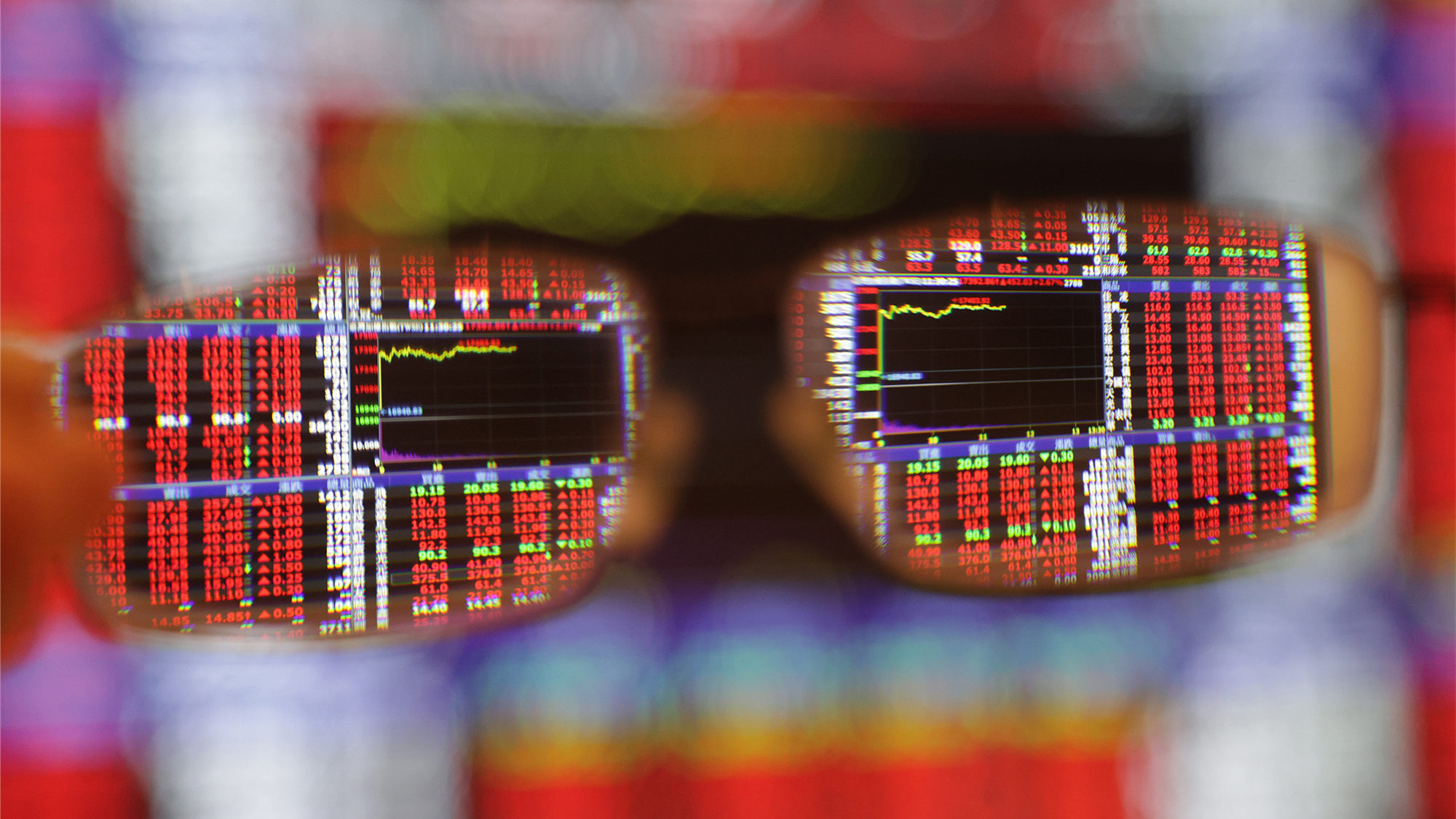 台股連兩天量縮 震盪收小黑