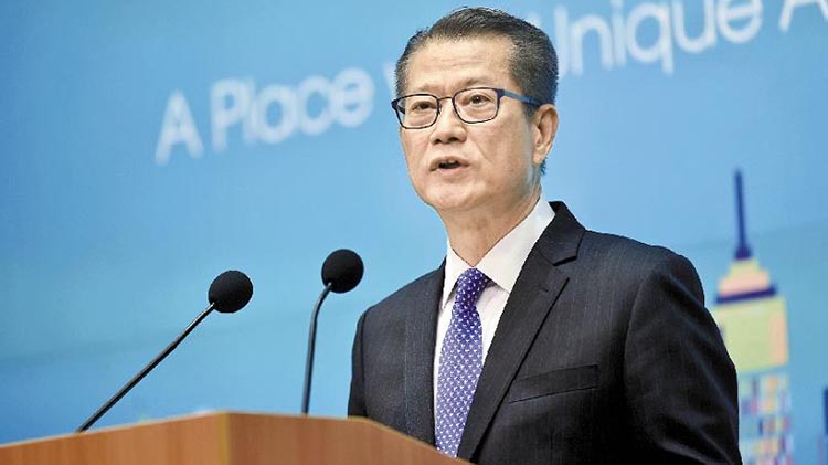 陳茂波：首季經濟將陷收縮 有信心保護好市民穩住經濟