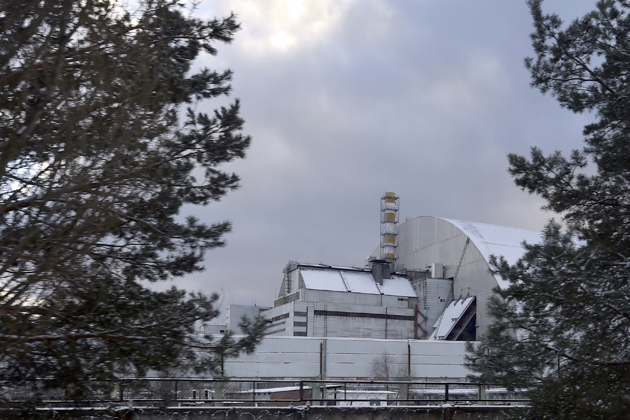 烏方：切爾諾貝爾核電站周邊超1萬公頃森林着火