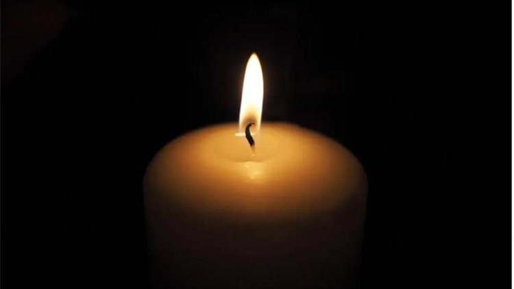 習近平等向東航飛行事故遇難同胞默哀