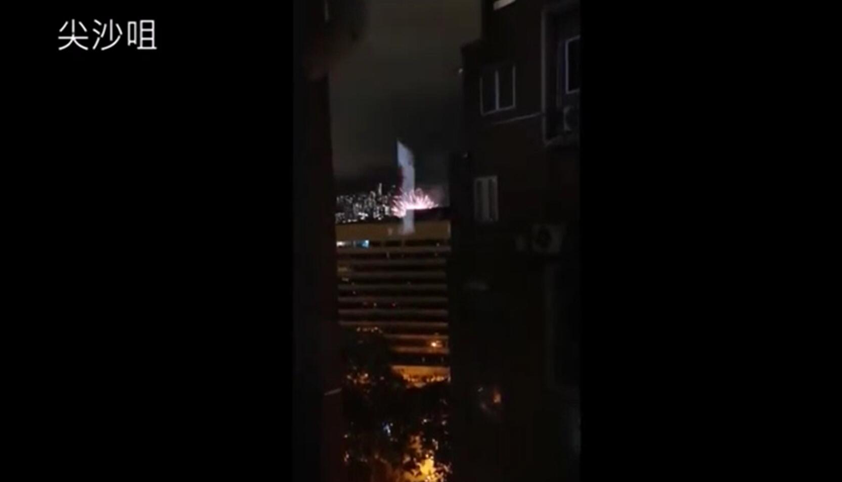 有片 | 警方觀塘拘捕一本地男子 涉年初五尖沙咀違法燃放煙花