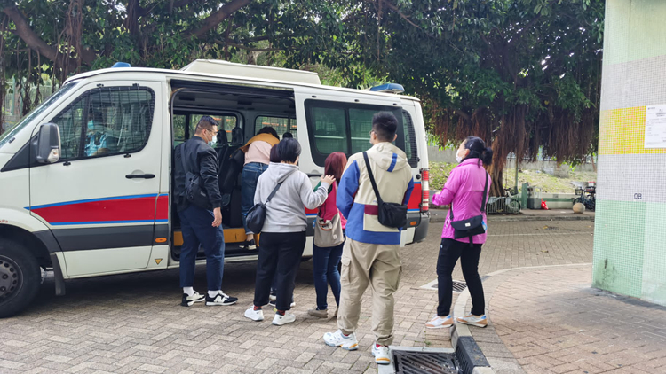 大嶼山有公屋住戶開設非法賭檔 9名男女被捕