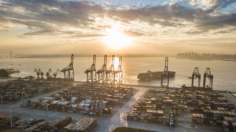 商務部：1-2月服務出口4675.8億 增长39.4%