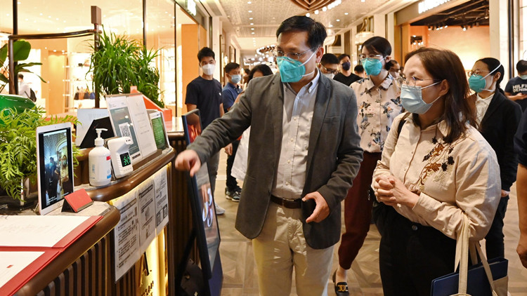 內地疫情防控專家考察本港安老院舍及商場食肆 分享防控策略