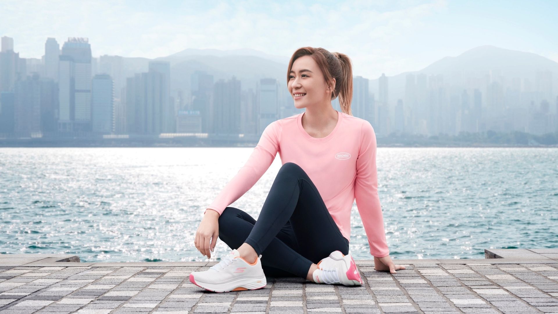 【購物】保護足弓兼備時尚 SKECHERS全方位運動鞋75折優惠