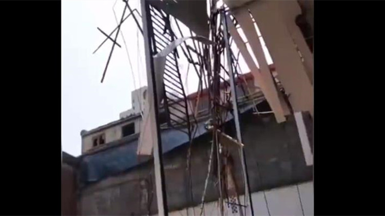 河南鄭州一游泳館發生局部坍塌 10人獲救2人被困