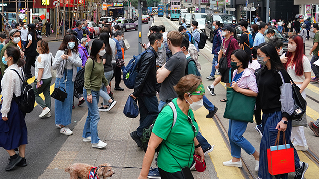 何栢良料復活節假後疫情輕微反彈