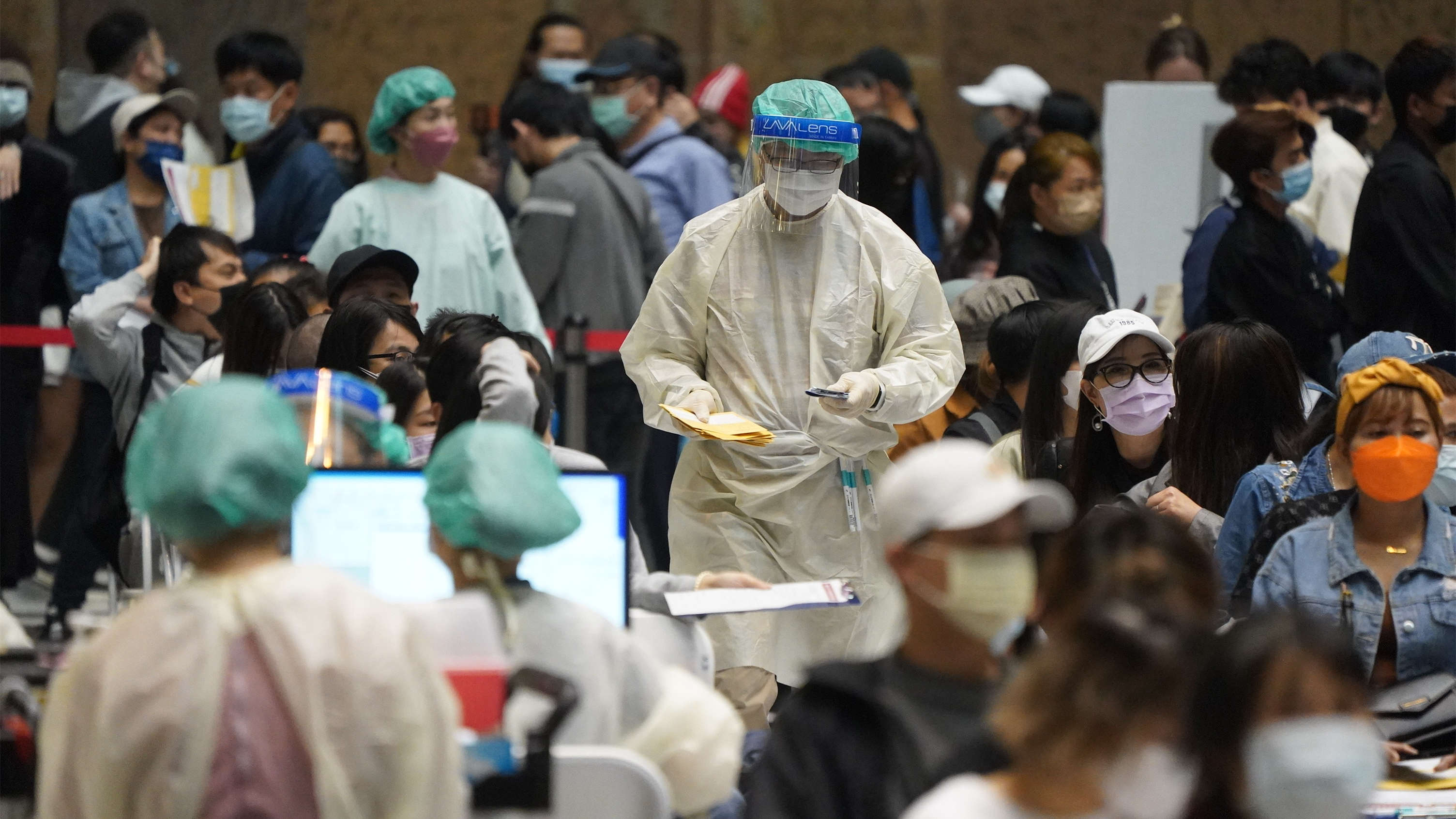 台灣19日本土病例增1626例再創新高 添2人死亡