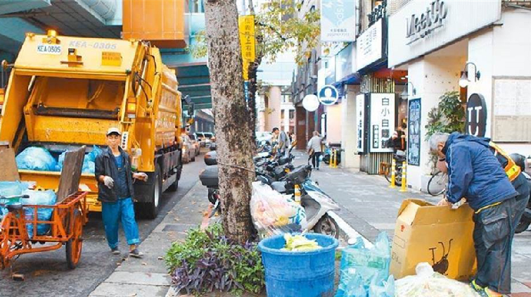 台北市全面啟動新冠確診「輕症在家」居家隔離人數逾9000