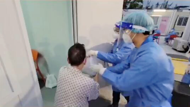 有片｜新田方艙「有愛在隔離」 入境處全力助聽障人士適應