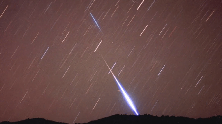 23日凌晨天琴座流星雨將迎來極大 22日晚至23日晨觀測最佳