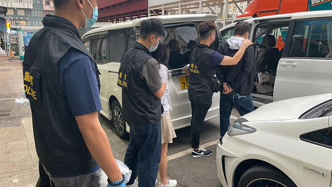 深水埗住宅單位藏毒 警檢市值5.2萬元毒品拘2男女