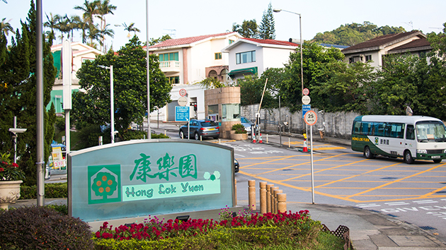 大埔康樂園棚架倒塌 兩男工墜落其中一人不治