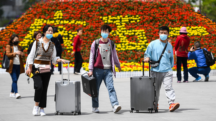 民航局：五一假期民航旅客預計同比下降超七成