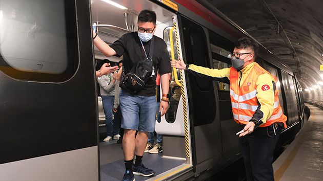 消息：港鐵東鐵線過海段將於5月15日通車