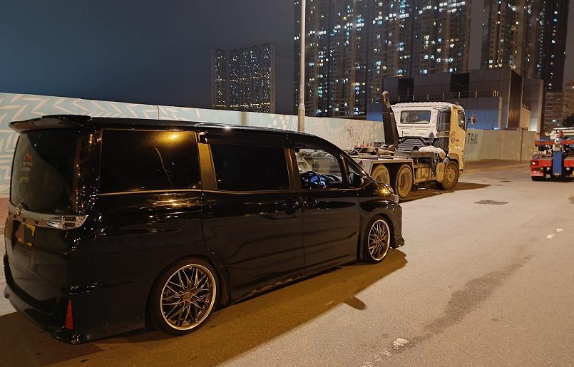 牛頭角20歲男司機涉無牌駕駛被捕