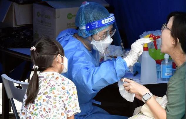 多區污水檢測呈陽性 政府向7地點派20萬個快測包