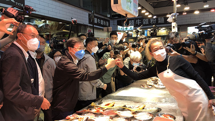 有片丨【採訪手記】超哥行街市 場面墟冚成「人氣王」