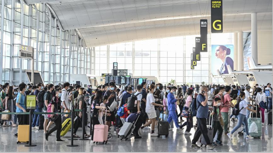 廣州白雲機場5月3日起僅限當天乘機旅客進入航站樓