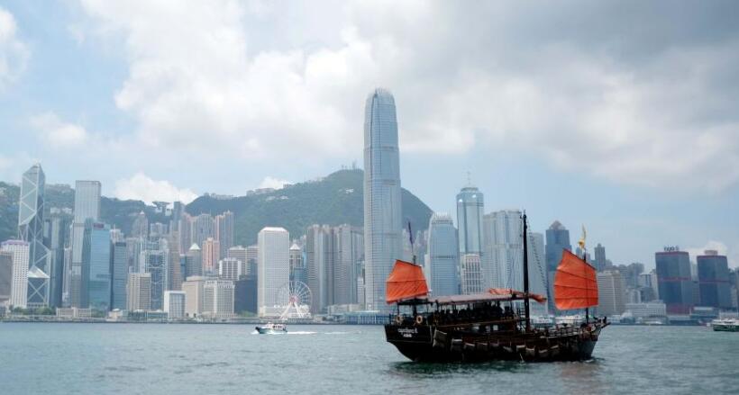 港匯低見7.8498創三年新低