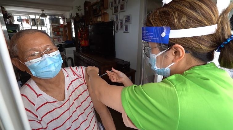 有片 | 外展隊已為2400多名市民上門打針 收逾1.5萬預約登記