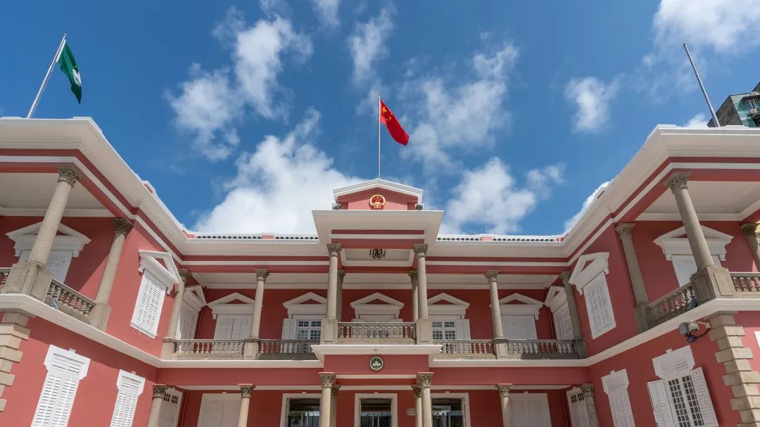 賀一誠祝賀李家超當選 希望港澳續攜手並進、精誠合作