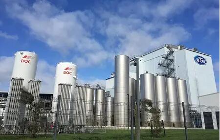 雅士利急漲逾14% 蒙牛溢價三成提私有化