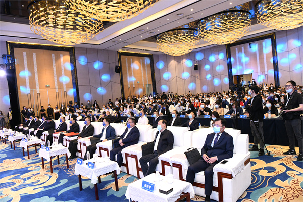 長沙經開區發放1億元人才大獎 縣區人才新政15億元重金攬才