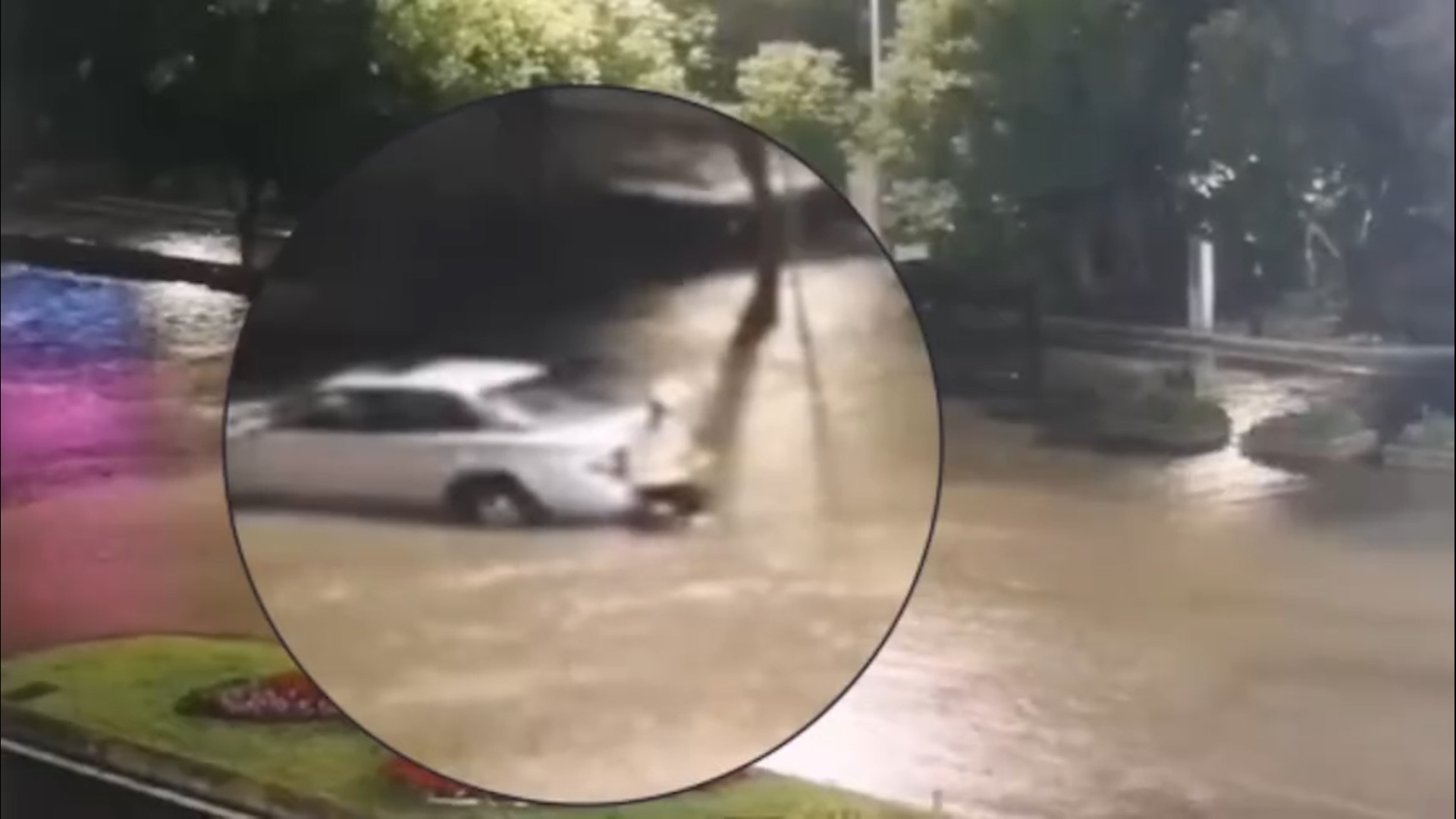 有片丨最美「大力士」 深圳90後女鐵騎暴雨夜徒手推車救援