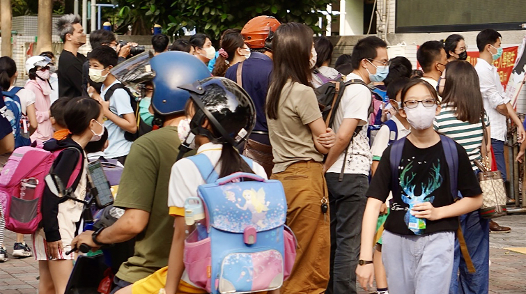 全台學生確診累計逾8萬人 2132所學校因疫停課