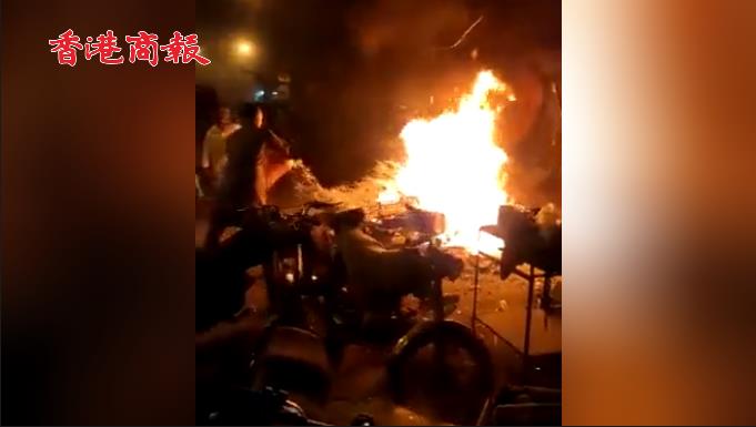 有片 | 巴基斯坦卡拉奇發生爆炸襲擊事件 巴總理下令加強各地安全保障