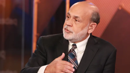 伯南克：美聯儲對通脹反應遲緩「是個錯誤」