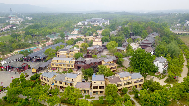 中國18.6萬名駐村第一書記全部選派到位