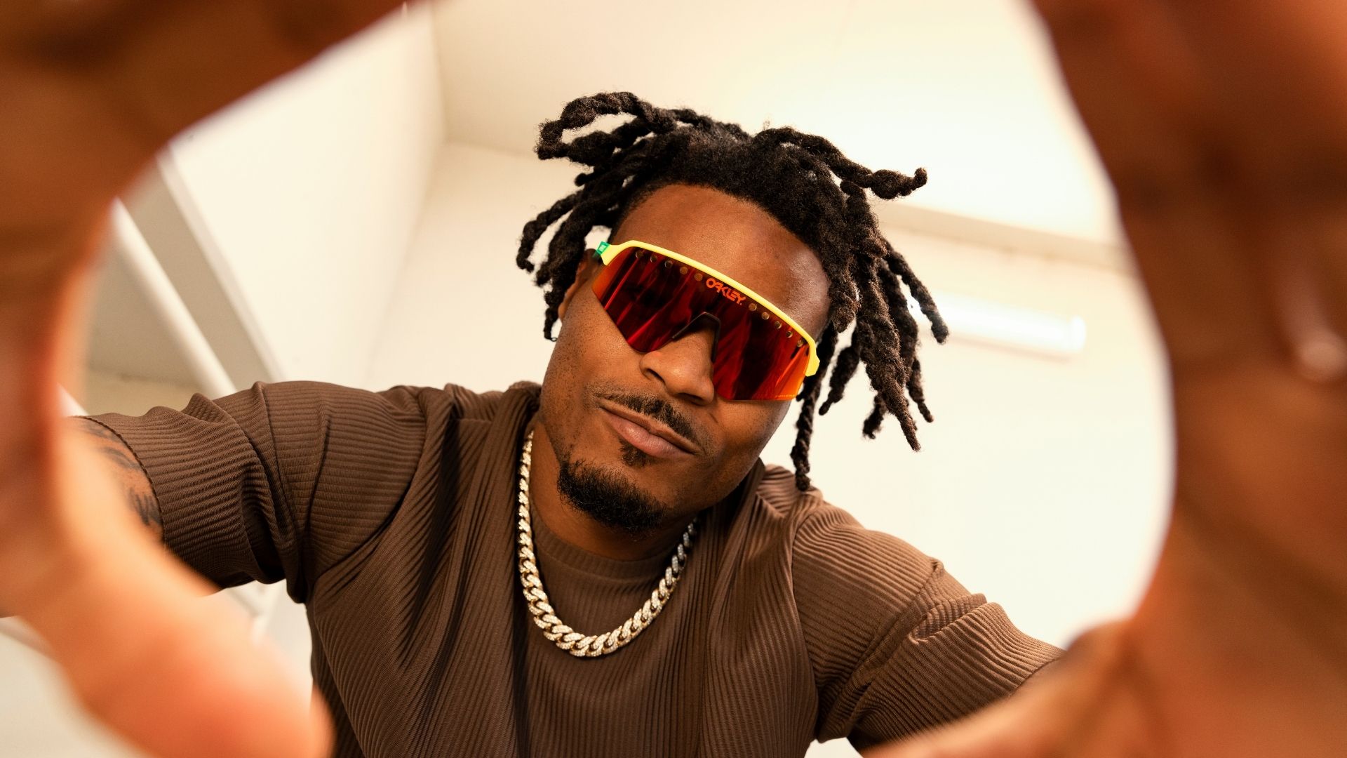 【購物】堅固輕巧時尚 全日戶外運動眼鏡推介