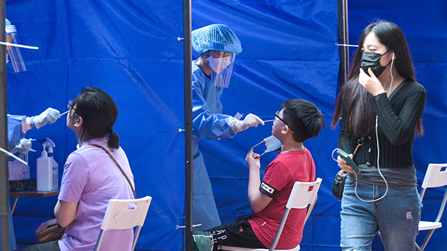 粉嶺華心邨華冠樓完成強檢 揭3宗陽性個案及1宗不確定個案