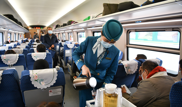 6月1日起鐵路客票預售期將調整為15天