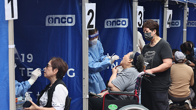 再有43地點納入強檢 周二或之前須接受核酸檢測